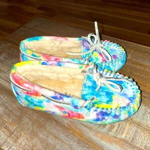 Minnetonka Colorful Tie Dye Kids Moccasins Slippers